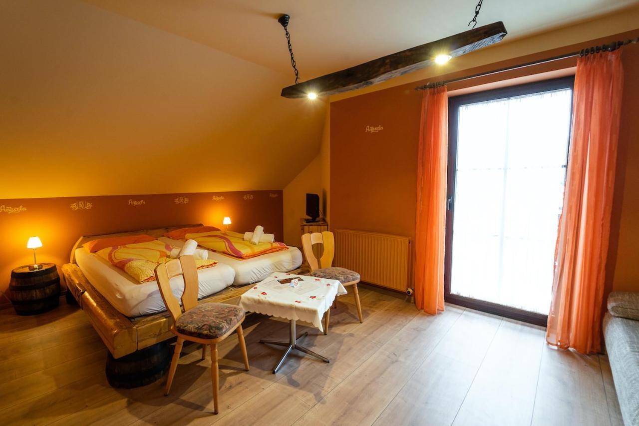 Ankerbraeu Ferienwohnungen Brauerei Bierbad 施泰纳赫 外观 照片